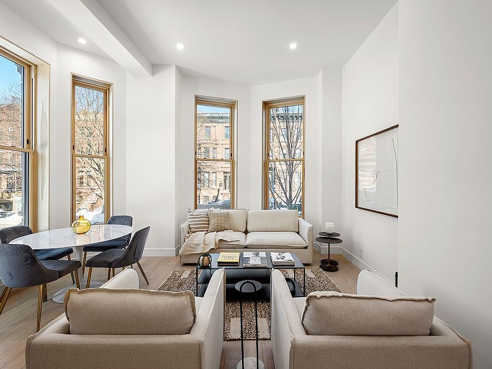 1st image of 168 Hancock St #2
