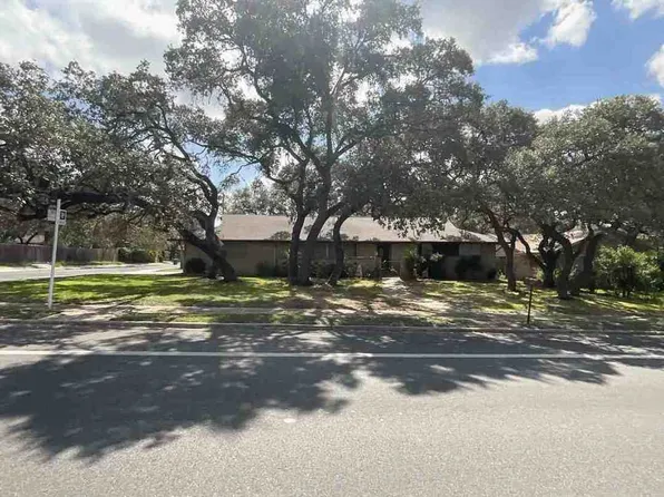 10914 Dreamland Dr, San Antonio, TX 78230