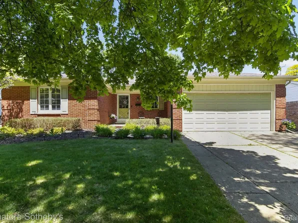 1782 Nantucket Rd, Plymouth, MI 48170