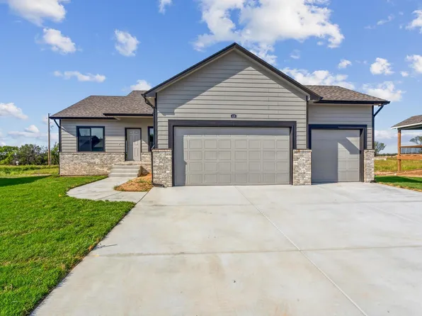 428 N Hidden Ln, Valley Center, KS 67147