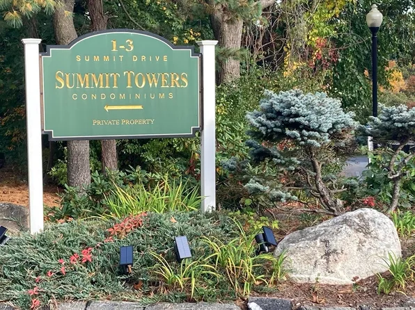 1 Summit Dr APT 57, Reading, MA 01867