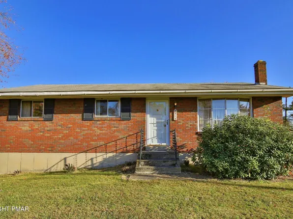 916 Mount Zion Ave, Stroudsburg, PA 18360