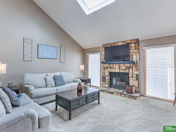 4th image of 15439 T St