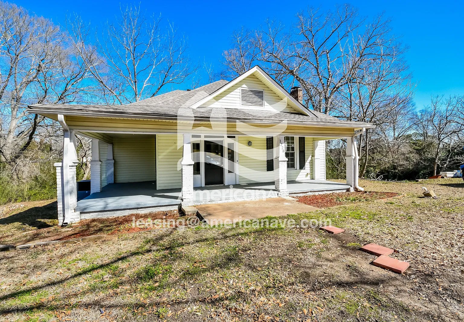 2 bed, 1.0 bath, 1876 sqft, $1,169 — Photo 2