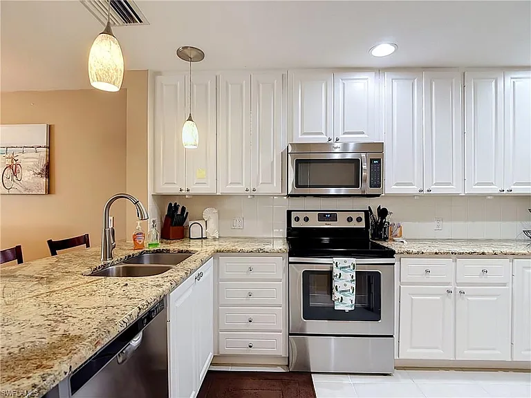 14700 Escalante Way — Photo 15
