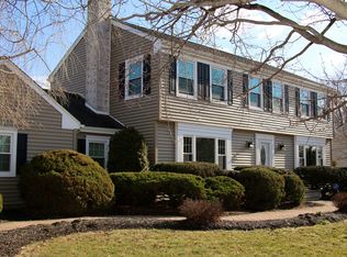 6 Hunt Club Rd, Hillsborough, NJ 08844