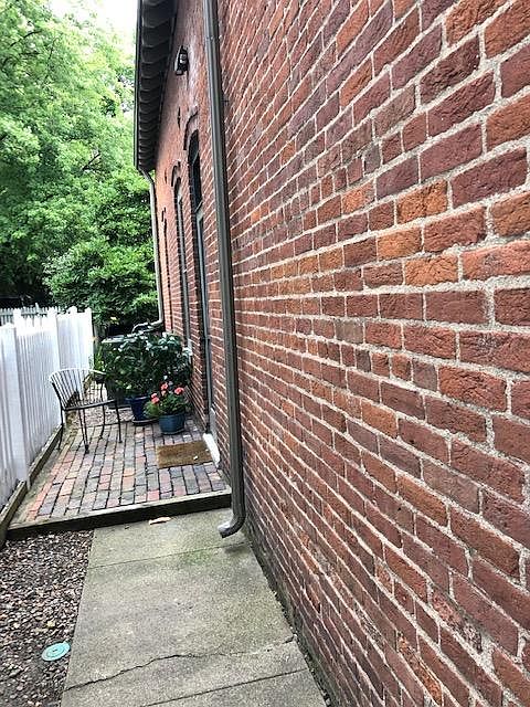1st image of 337 N East St
