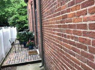 337 N East St, Indianapolis, IN 46202
