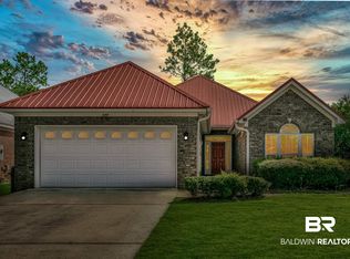 177 Club Dr, Fairhope, AL 36532