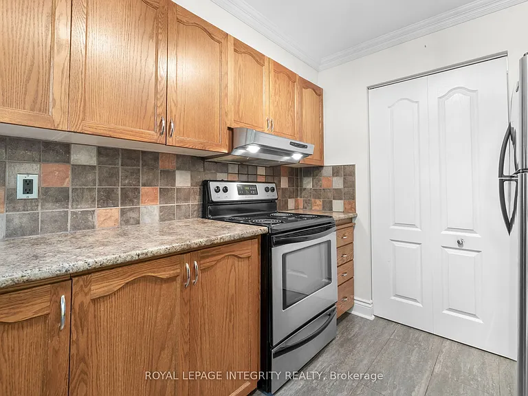 1589 Saint Bernard St #503 — Photo 15