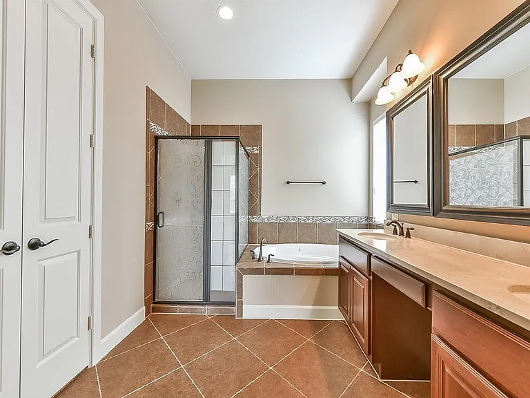 19610 S San Gabriel River Cir — Photo 22
