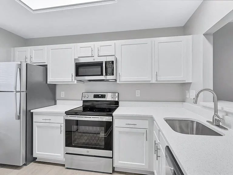 Timber Ridge — Photo 1