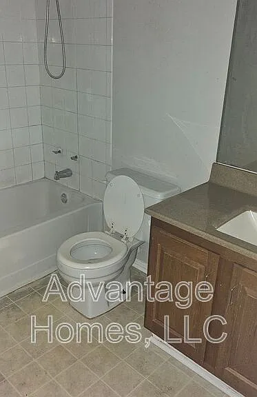 8793 W 106th Ter — Photo 16