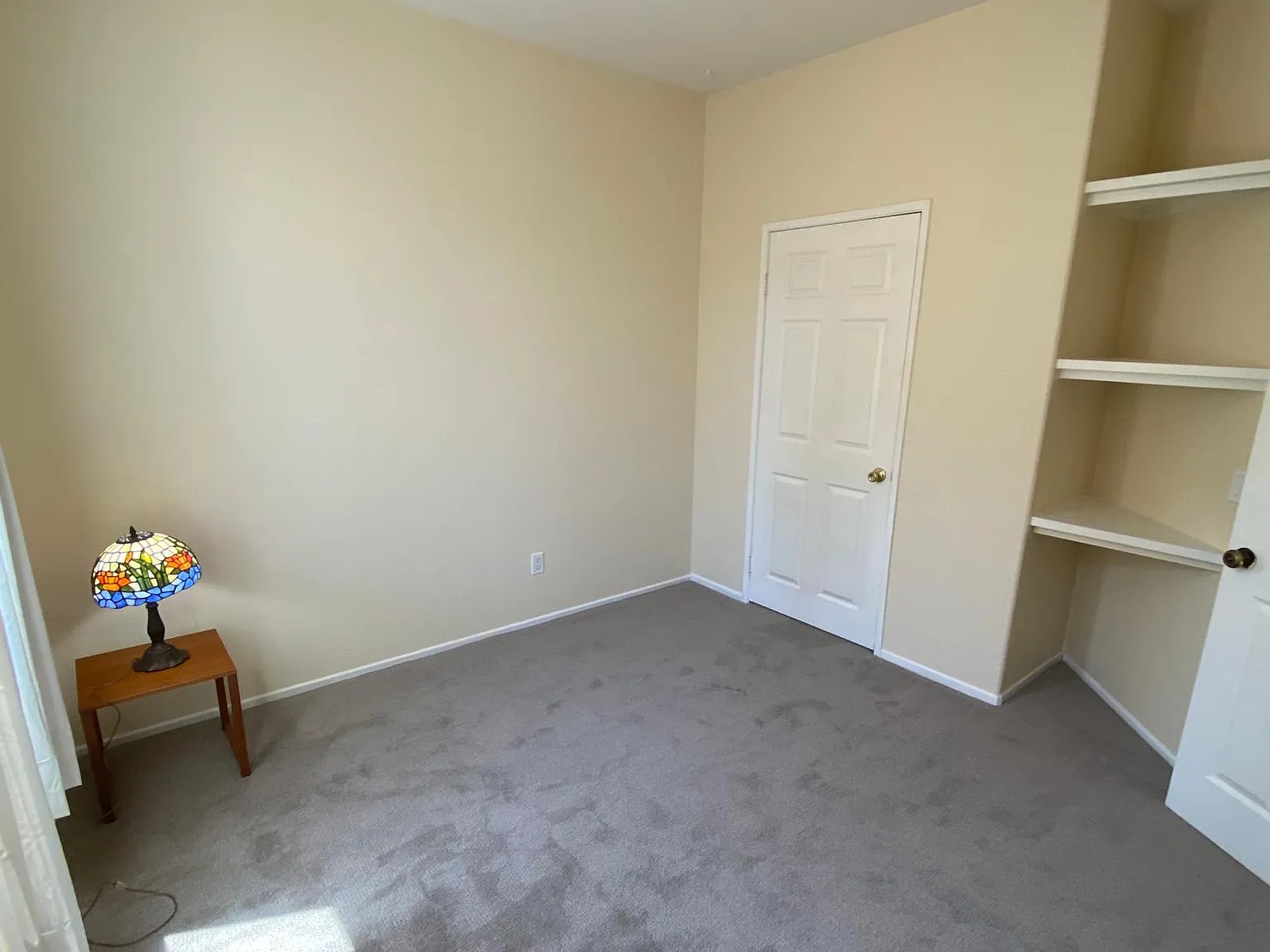 4 bed, 2652 sqft, $850 — Photo 4