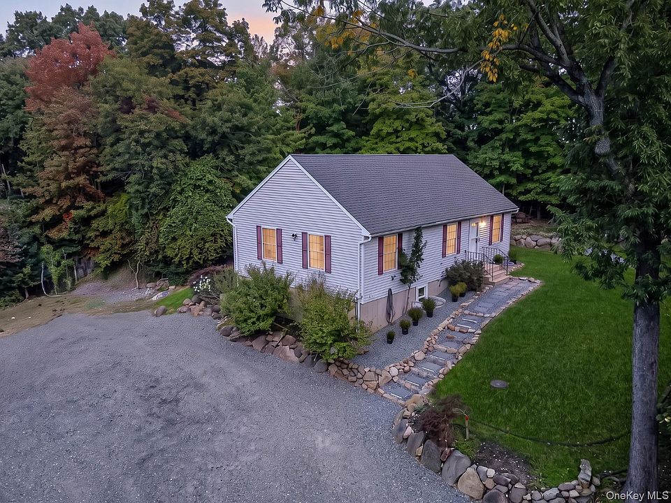 1st image of 107 Sheep Pasture Road