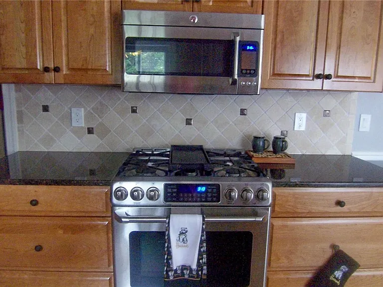 50 Greenview Dr — Photo 11