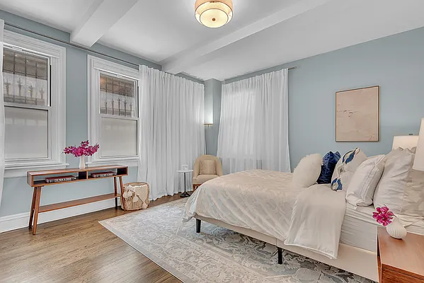 Sold by Corcoran | media 6