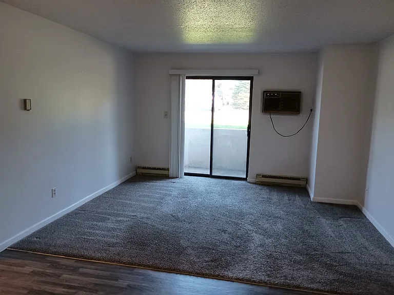 1316 S Beacon Blvd #2 — Photo 3