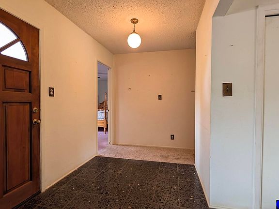 5th image of 2047 Cottage San Rd