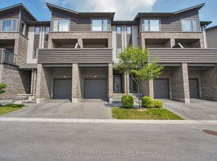 1960 Dalmagarry Rd #212, London, ON N6G 0T8