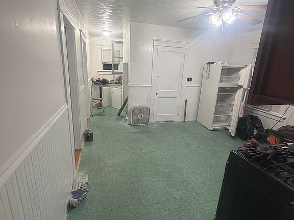 2nd image of 57 Reynolds St