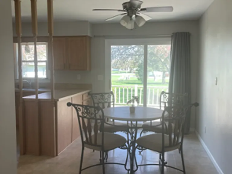 3292 Frederick St — Photo 10