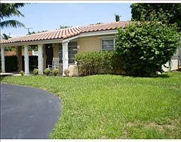 5th image of 4860 NE 8th Ave