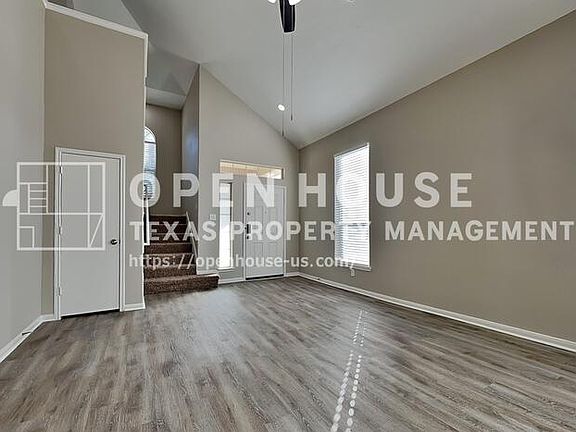 4th image of 29207 Fox Fountain Ln