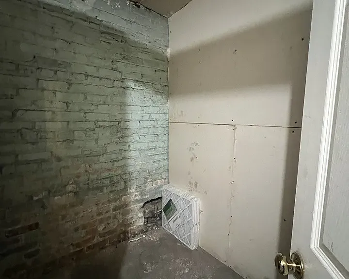 911 Maple Ave #3N — Photo 17