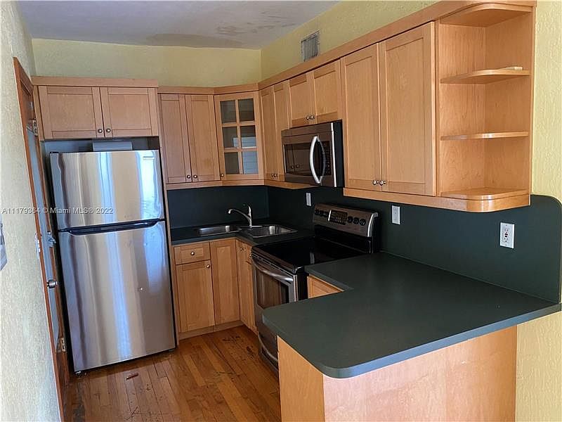 1st image of 1120 Venetian Way APT 2A