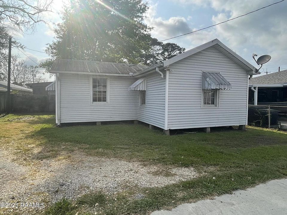 1st image of 1419 Nevada St