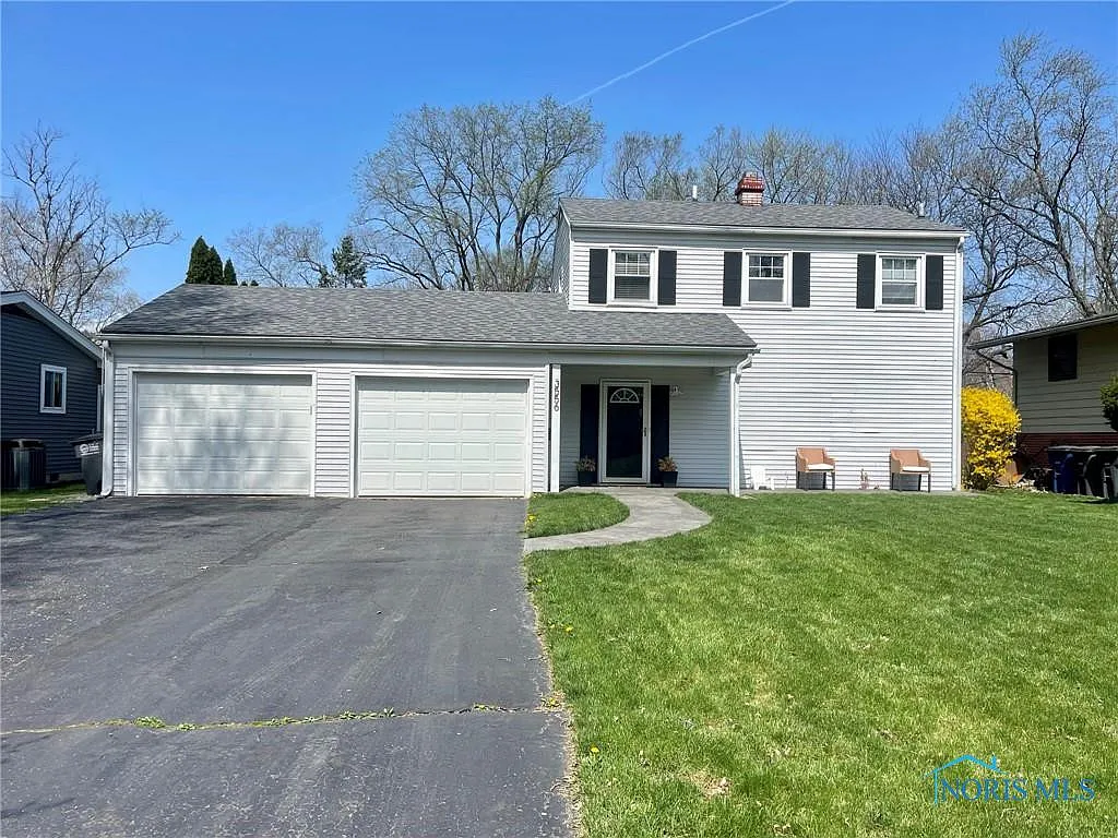3556 Golfgate Dr photo 1