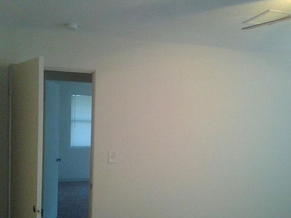 4th image of 739 Revere St