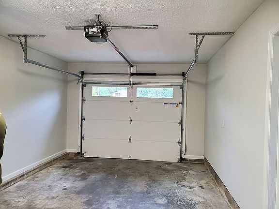 ATTACHED GARAGE
