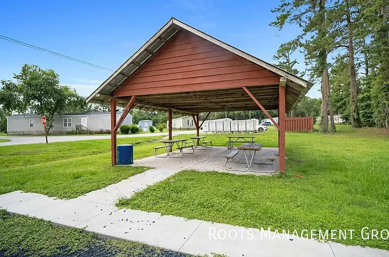 300 Brantley Dr #32 — Photo 19