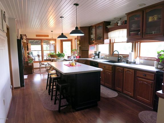 5th image of 804 Golfview Dr