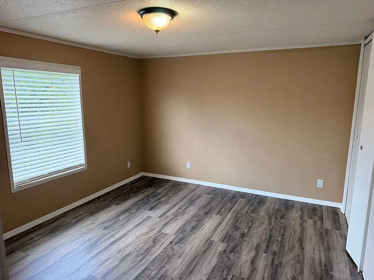 4512 Carla Ln #L — Photo 5