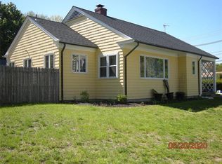 195 Princes Hill Ave, Barrington, RI 02806