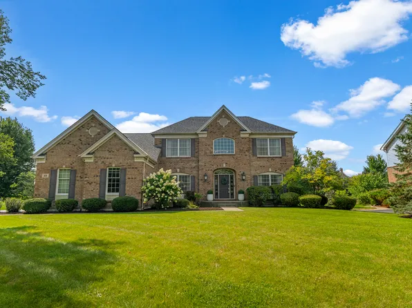 15 Glacier Cir, South Barrington, IL 60010