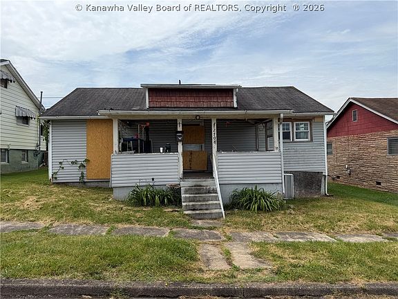 2nd image of 2708 27th St