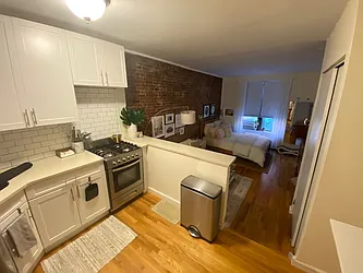 Rented by Longbrook Real Estate Capital LLC