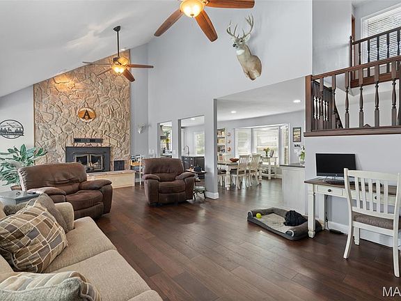 5th image of 22191 Meremonte Rd