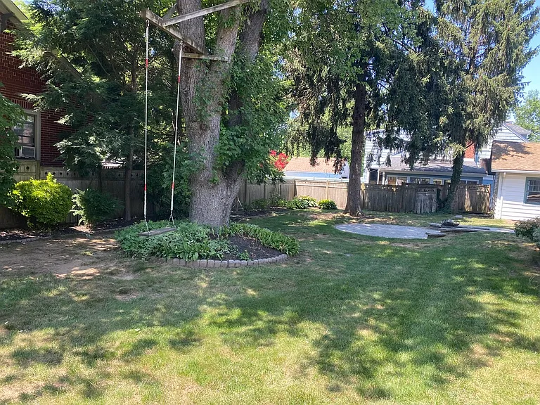 Side yard into back yard