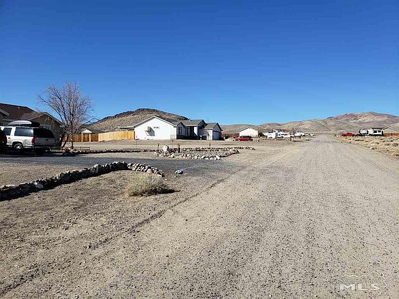 5th image of 1310 Cooney Dr #23