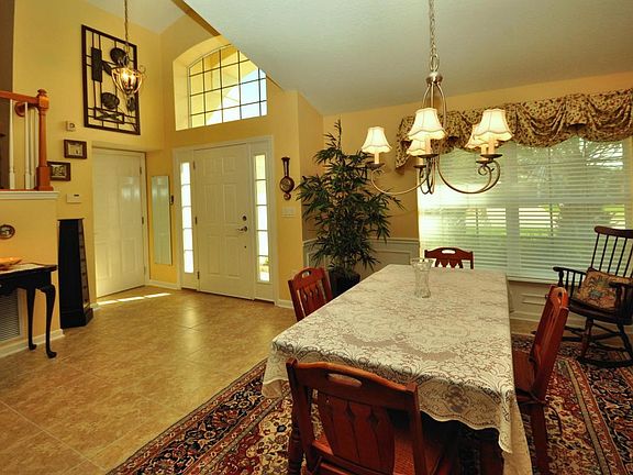 3rd image of 9261 Waterglen Ln