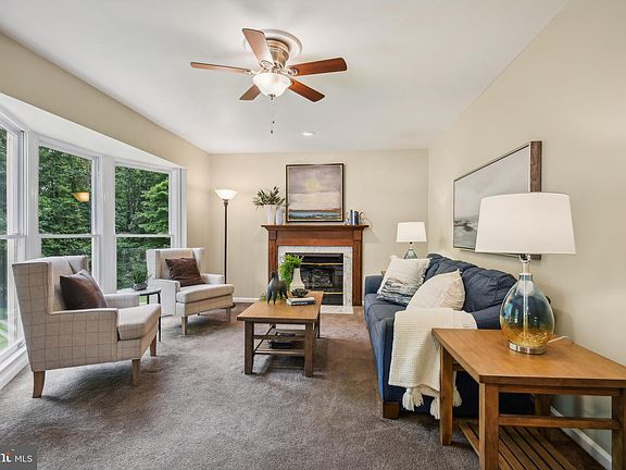 3rd image of 204 Morgan Ln