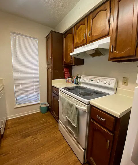 605 W San Antonio St #3 — Photo 5