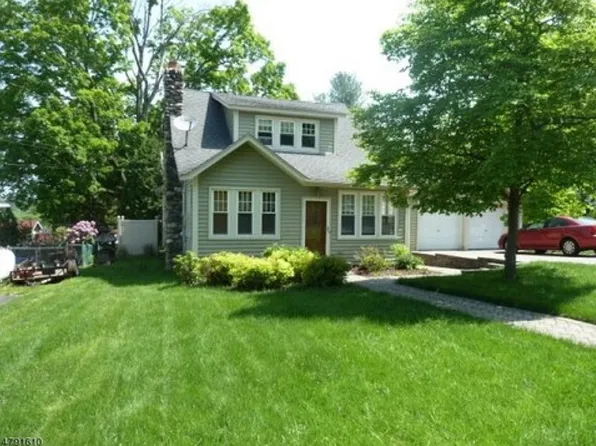 12 Edsall Rd, Franklin, NJ 07416