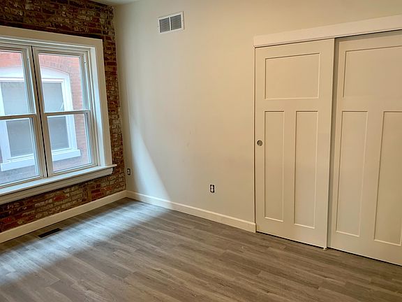 3rd image of 1420 Union Blvd #2F