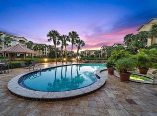 700 Uno Lago Dr APT 102, Juno Beach, FL 33408